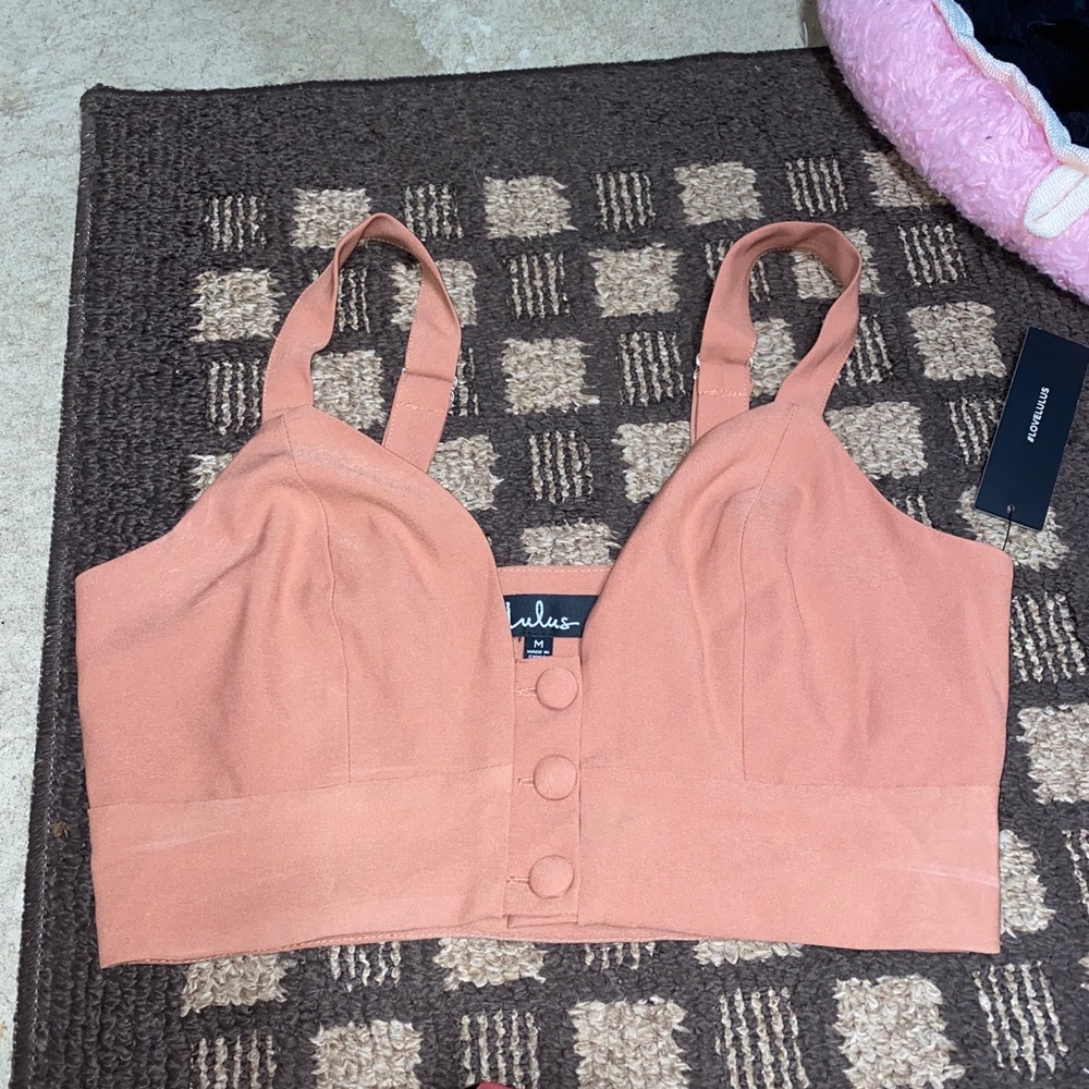 Lulu’s crop top size medium